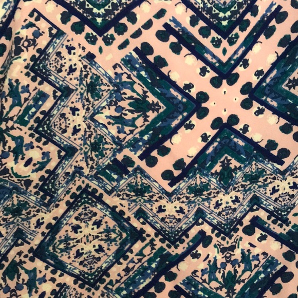 Top - Picture 3 of 3